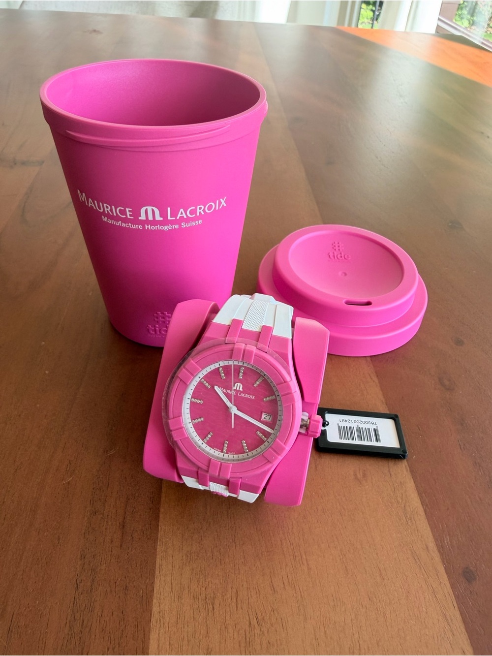 Maurice Lacroix AIKON #TIDE Hot Pink Watch 💖 44 REAL DIAMONDS 💎 $935 Retail
